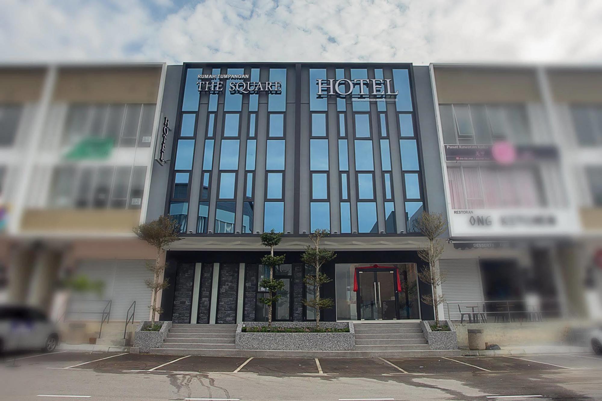 The Square Hotel Skudai Exterior foto